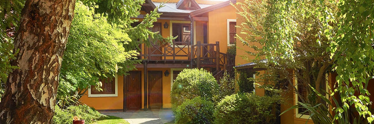 Frente de la hosteria